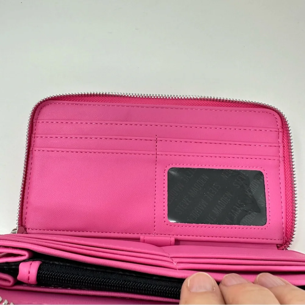 Steve Madden Bangelo Wallet Wristlet Pink
